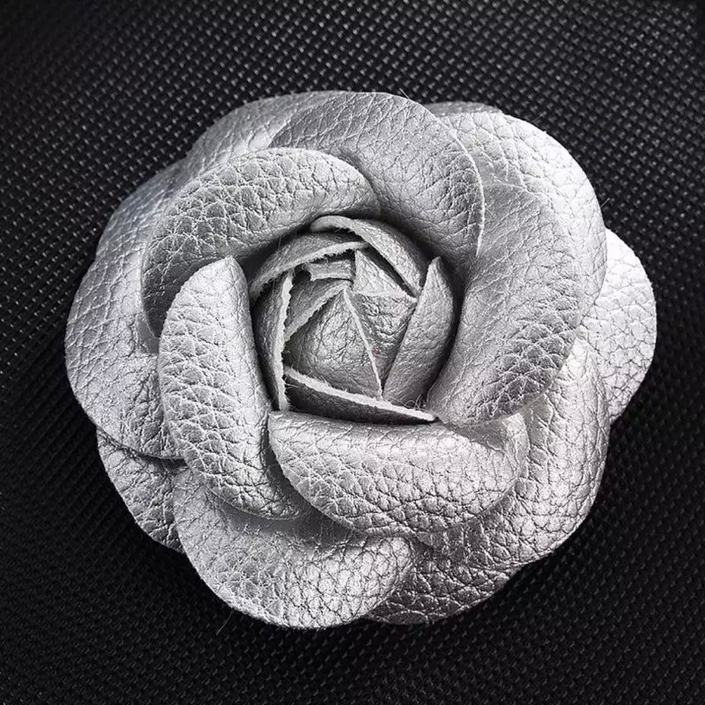 Camellia Flower Magnetic Vegan Leather Bag Charm - Picture 6 of 15